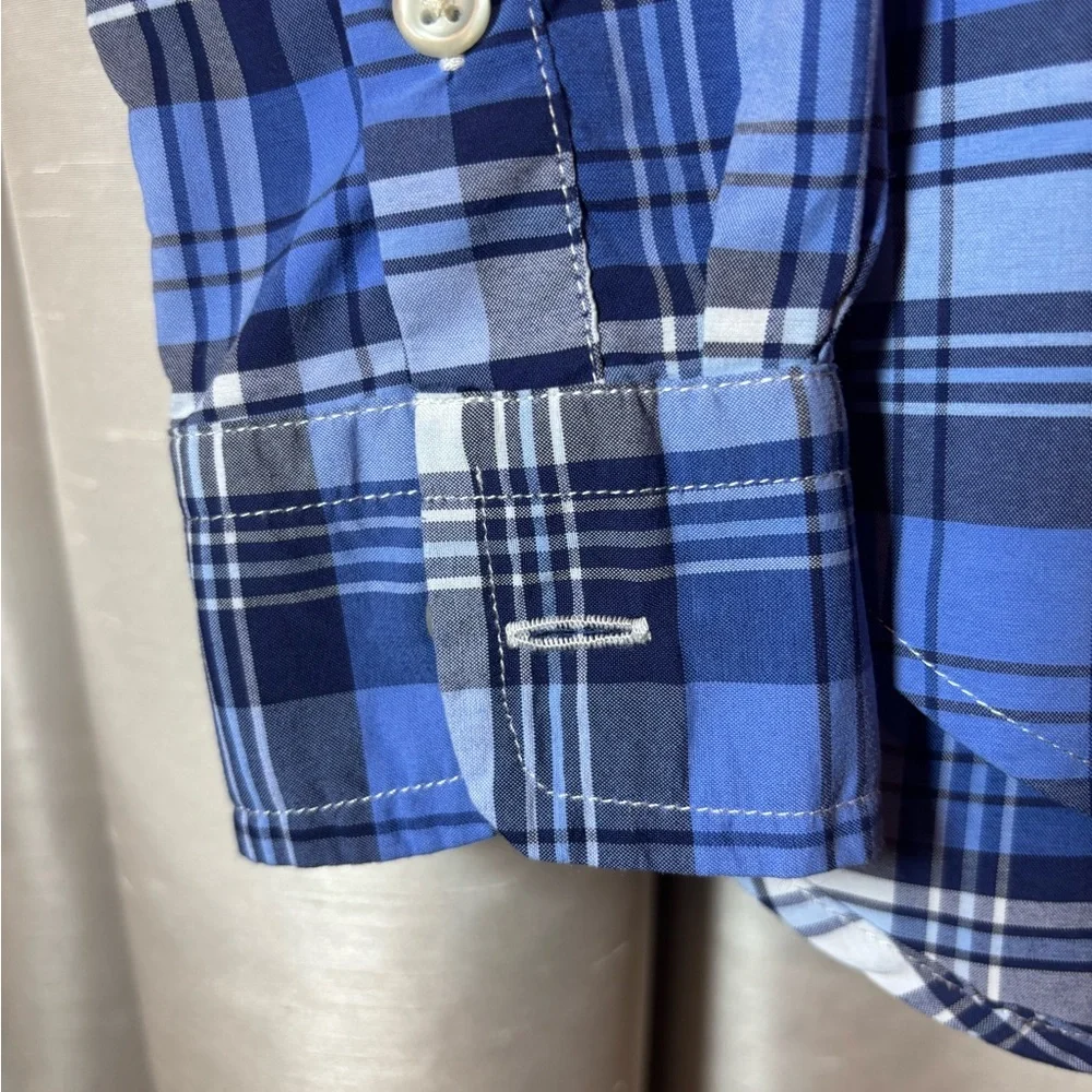 Ralph Lauren Blue and White Plaid Performance Button Down Shirt, medium (10-12),